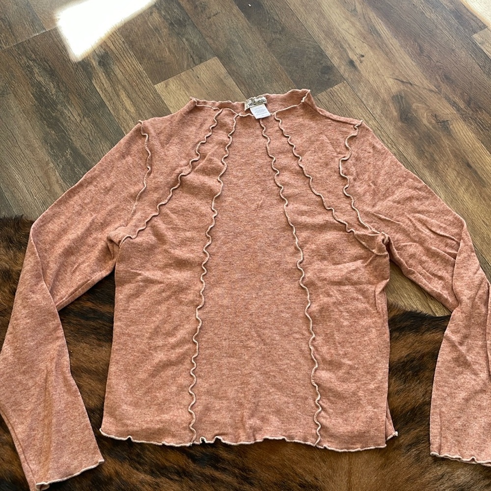 Super cute pink 🌸 ribbed top